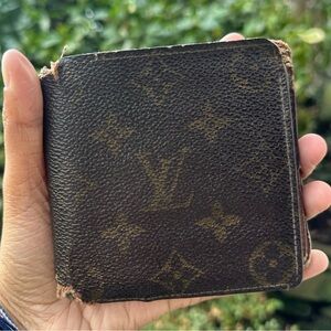 Louis Vuitton Monogram Rehab Wallet